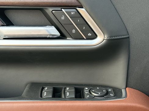 New 2026 GMC Sierra 2500 Denali Ultimate AWD/4WD image 18