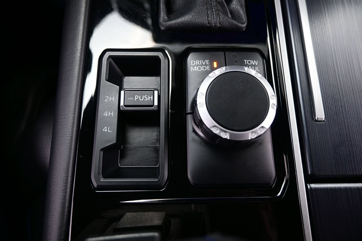 Used 2023 Toyota Tundra Platinum AWD/4WD image 23