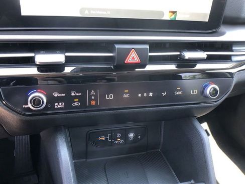 New 2026 Kia Sportage SX FWD image 19