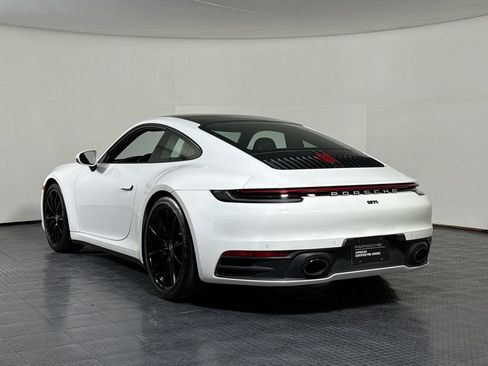 Certified 2022 Porsche 911 Carrera RWD image 5