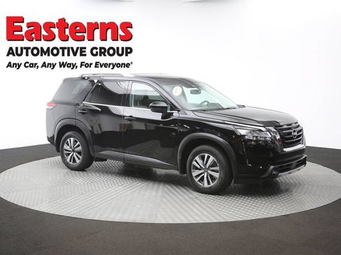 Used 2022 Nissan Pathfinder SL AWD/4WD image 47