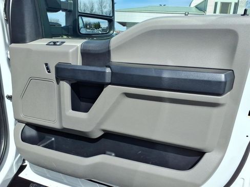 Used 2017 Ford F250 XL w/ Power Equipment Group image 22