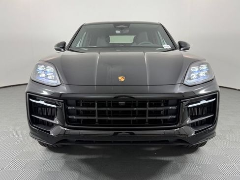 Certified 2026 Porsche Cayenne S AWD/4WD image 10