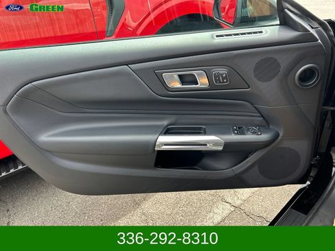 Used 2025 Ford Mustang GT Premium RWD image 12
