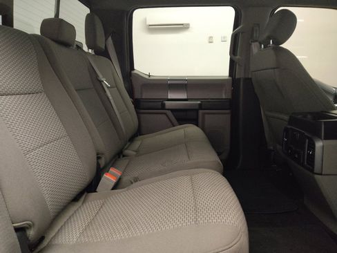 Used 2018 Ford F150 XLT w/ Equipment Group 302A Luxury image 19