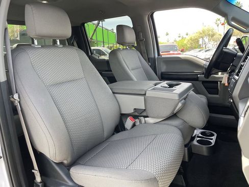 Used 2015 Ford F150 XLT w/ Equipment Group 302A Luxury AWD/4WD image 11