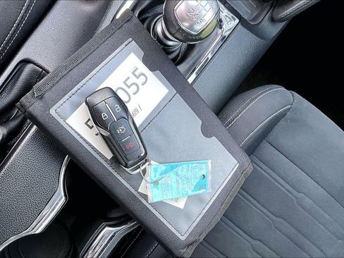 Used 2015 Ford Mustang GT RWD image 11