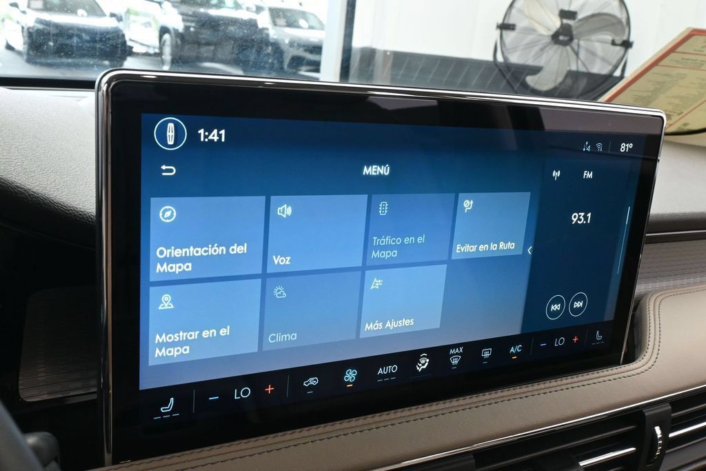 Used 2023 Lincoln Corsair FWD image 21