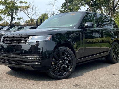New 2025 Land Rover Range Rover SE