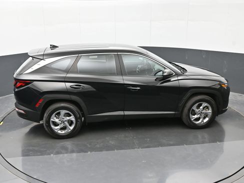 Used 2023 Hyundai Tucson SE AWD/4WD image 40