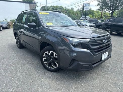 Used 2025 Subaru Forester AWD/4WD image 1