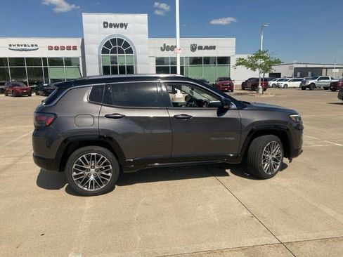 Certified 2022 Jeep Compass Limited w/ Elite Group AWD/4WD image 5