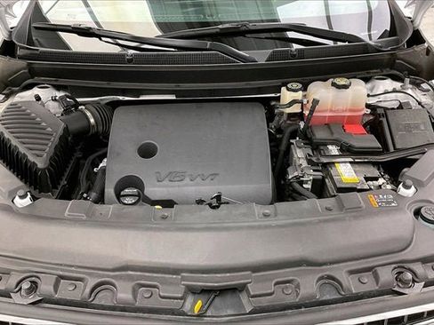 Certified 2021 Buick Enclave Premium w/ Sun and Sites Package image 29