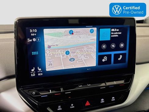 Certified 2022 Volkswagen ID.4 Pro AWD/4WD image 13