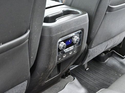 Used 2021 GMC Yukon XL AT4 w/ AT4 Premium Plus Package AWD/4WD image 35