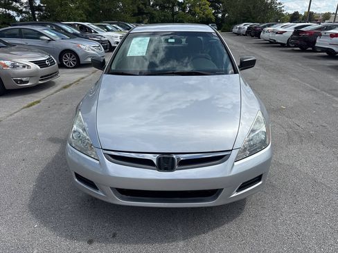 Used 2007 Honda Accord VP image 2