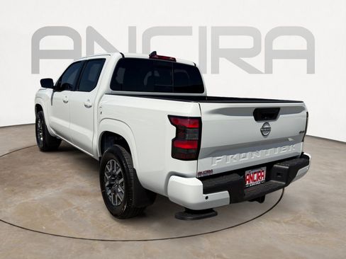 New 2026 Nissan Frontier SV w/ Tow Package AWD/4WD image 8