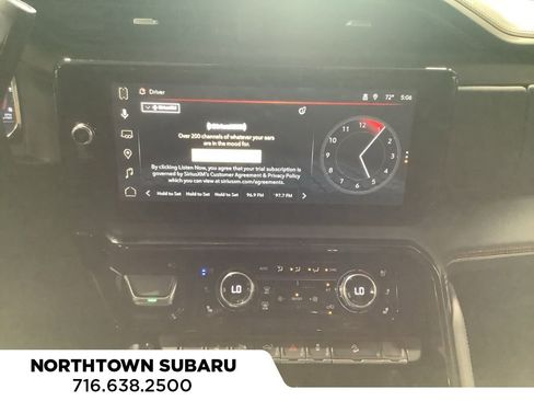 Used 2025 GMC Sierra 2500 AT4 w/ AT4 Premium Plus Package AWD/4WD image 10