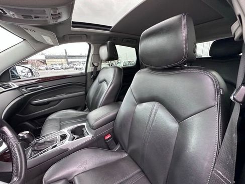 Used 2012 Cadillac SRX Luxury image 14