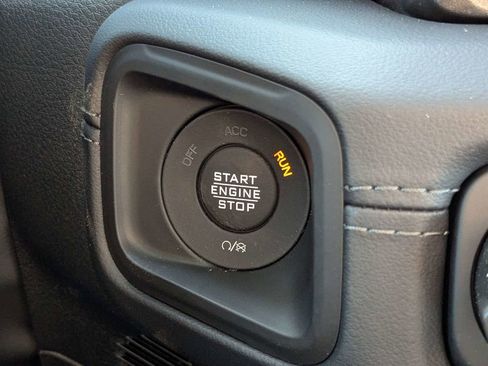 New 2026 Jeep Gladiator Sport AWD/4WD image 29