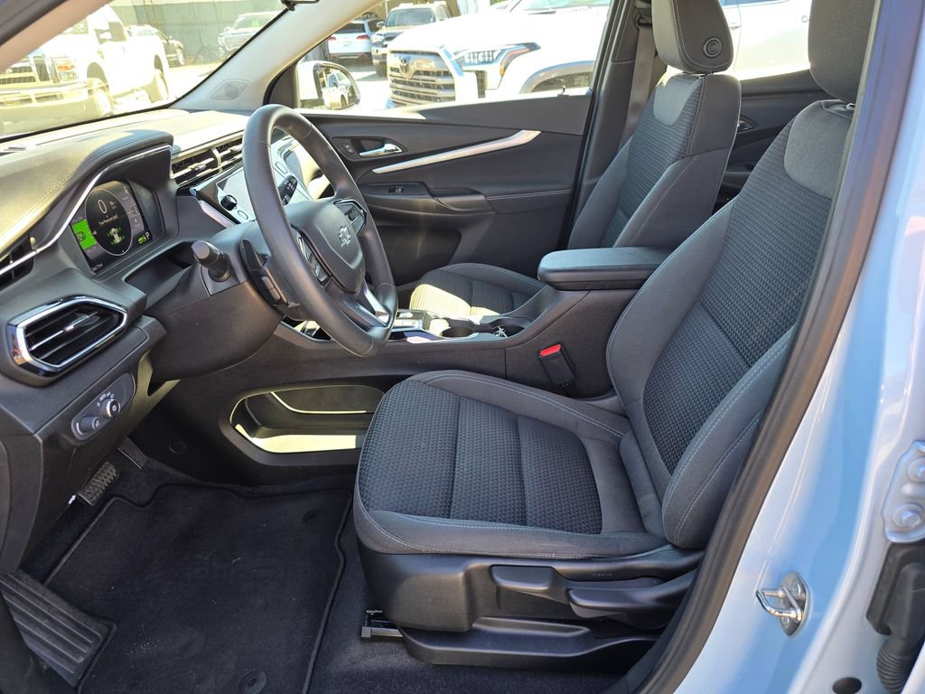 Used 2022 Chevrolet Bolt EUV LT w/ Driver Confidence Package FWD image 19