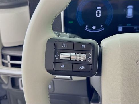 New 2026 Hyundai Santa Fe SE image 16