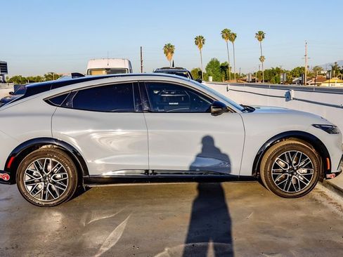 Used 2024 Ford Mustang Mach-E Premium image 13