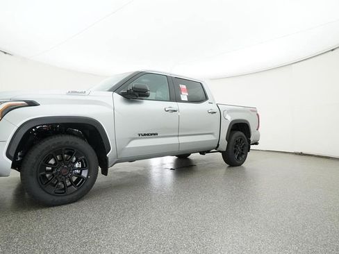 New 2025 Toyota Tundra Limited image 22