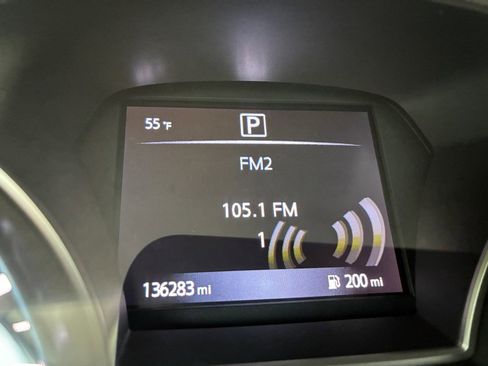 Used 2016 Nissan Altima 2.5 SR w/ LED Appearance Package image 8