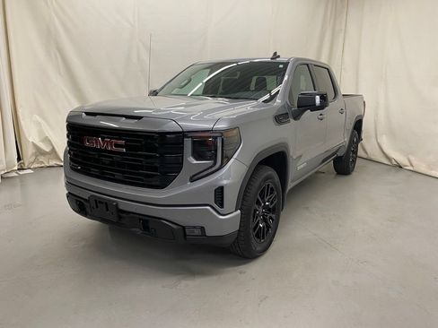Used 2024 GMC Sierra 1500 Elevation w/ Preferred Package AWD/4WD image 2
