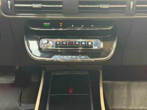 Used 2023 Lincoln Corsair Reserve w/ Equipment Group 202A AWD/4WD image 15