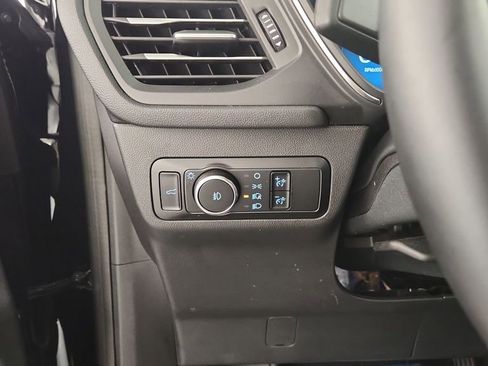 Used 2023 Ford Escape Platinum image 25