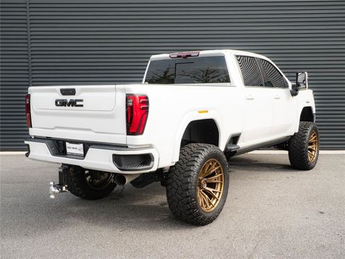 Used 2024 GMC Sierra 2500 Denali Ultimate w/ Snow Plow Prep/Camper Package AWD/4WD image 28