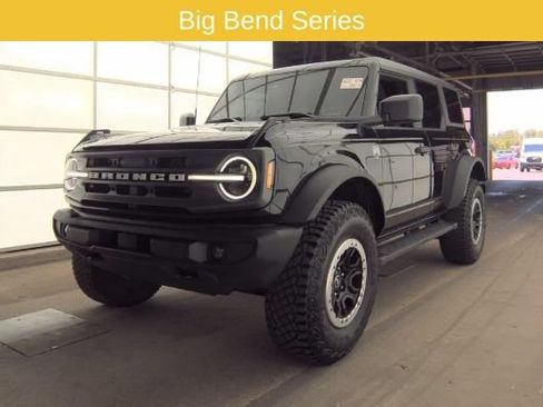 Used 2023 Ford Bronco Big Bend w/ Sasquatch Package AWD/4WD image 2