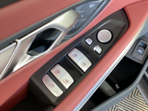 Used 2026 BMW 330i Sedan w/ M Sport Package image 20