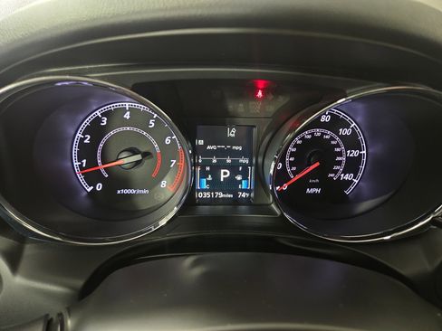 Used 2022 Mitsubishi Outlander Sport ES FWD image 16