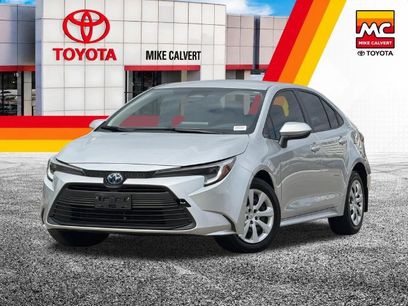 Certified 2025 Toyota Corolla LE