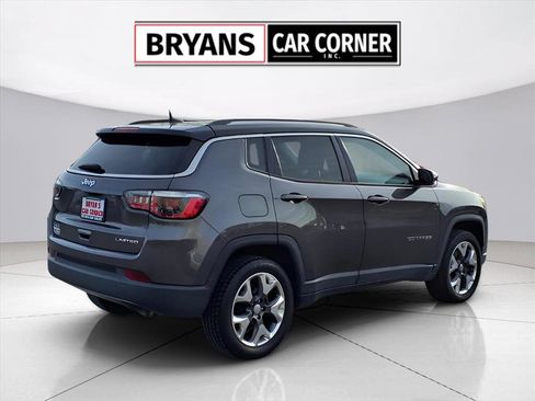 Used 2020 Jeep Compass Limited image 18