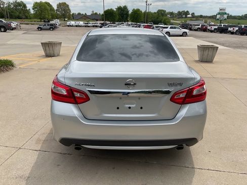 Used 2017 Nissan Altima 2.5 S w/ Power Driver Seat Package FWD image 8