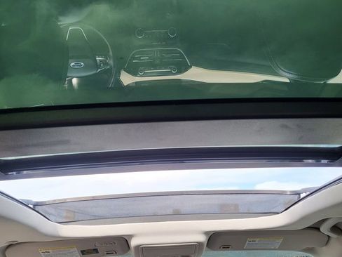 Used 2021 Ford Escape Titanium w/ Titanium Elite Package image 39