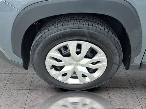 Used 2022 Toyota Corolla Cross L AWD/4WD image 6