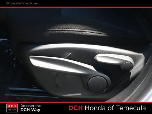 Used 2024 Jeep Compass Sport AWD/4WD image 17