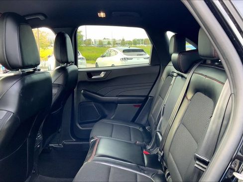 Used 2024 Ford Escape ST-Line w/ Tech Pack #1 AWD/4WD image 11