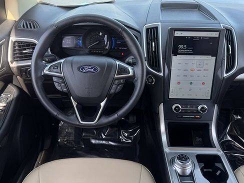 Certified 2023 Ford Edge SEL w/ Convenience Package AWD/4WD image 11