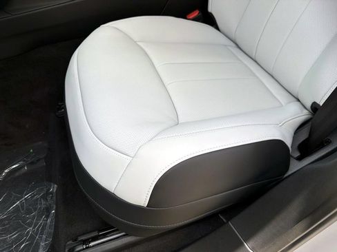 New 2026 Land Rover Range Rover Sport Dynamic SE AWD/4WD image 18