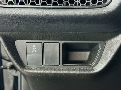 Used 2023 Honda HR-V LX image 10