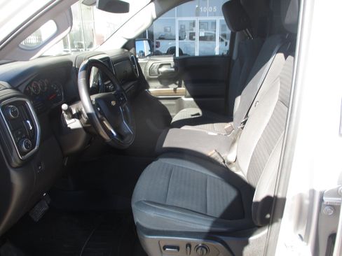 Used 2020 Chevrolet Silverado 1500 LT w/ Texas Edition image 4