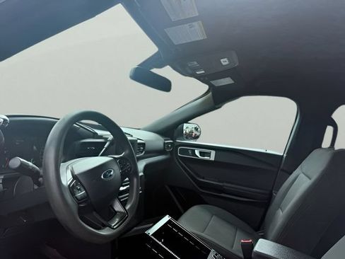 Used 2022 Ford Explorer 4WD Police Interceptor image 12