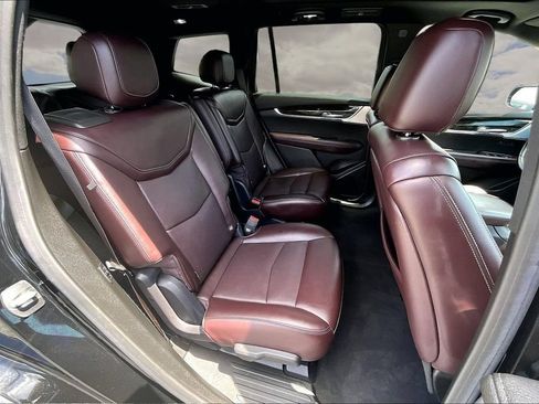 Used 2021 Cadillac XT6 Premium Luxury AWD/4WD image 24