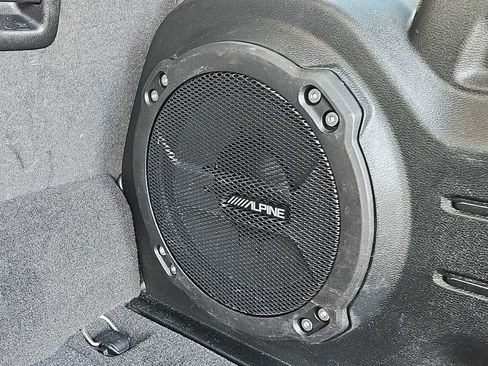 Used 2021 Jeep Wrangler Unlimited Sahara w/ Cold Weather Group image 32